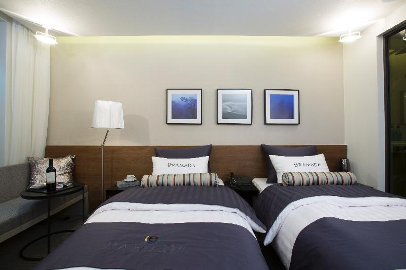 Ramada Encore By Wyndham Busan Haeundae מראה חיצוני תמונה