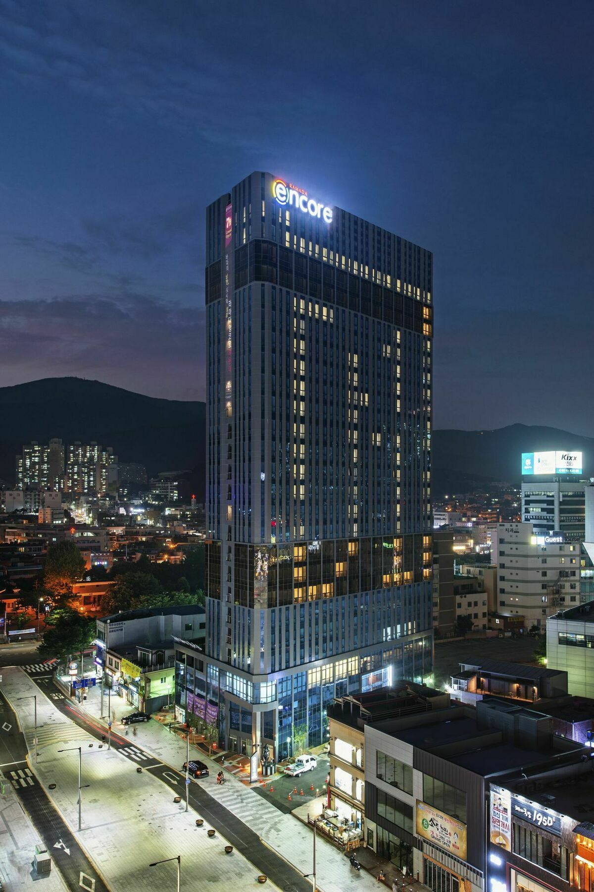 Ramada Encore By Wyndham Busan Haeundae מראה חיצוני תמונה