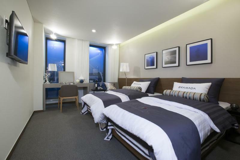 Ramada Encore By Wyndham Busan Haeundae מראה חיצוני תמונה